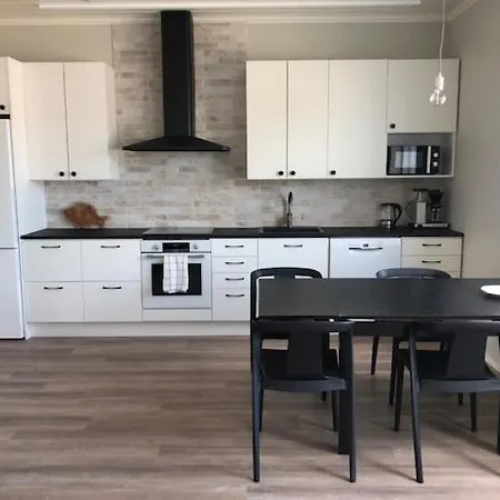 Soda - Karlsbo, 24 H Check In Apartment *