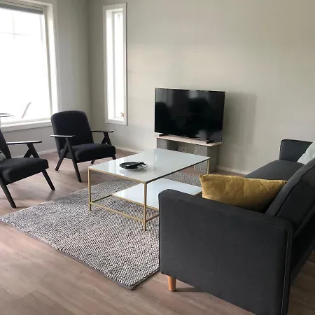 Soda - Karlsbo, 24 H Check In Apartment